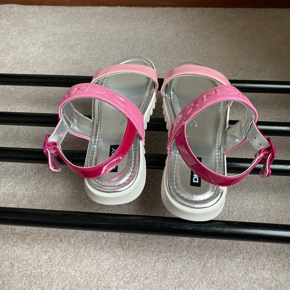 DKNY Kids Josie Logo Sandals - NEW NWOB - Picture 6 of 9